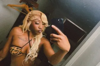 qv130 come see me whille im he... - Image 2