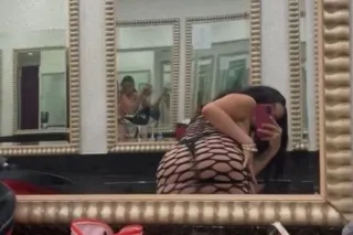 NEW THICK ASS LATINA IN THIS C... - Image 4