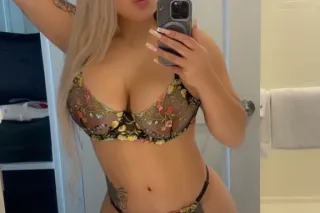 WETTER IS BETTER 💦💦 I BET SHE ... - Image 2