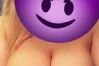 SEXY PRINCESS IN HAYWARD SPECI... - Image 2