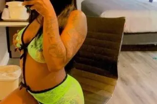 Exotic Mixed Slut💦🍑 - Image 3