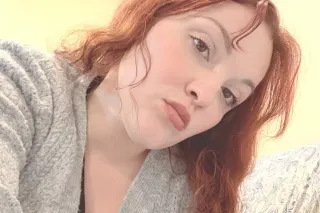 Hot MILF Girl Next Door - Image 7