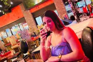 nicole - 33 - Image 3