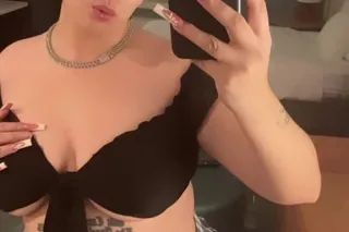 💋✅Hot sexy girl.💋 i do sell my... - Image 1