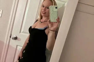 If You’re Craving Someone.. Extra-Sweet, & Juicy - Image 7