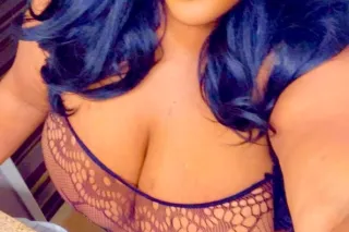 BBW EBONY STARR HAS ARRIVED VISITING - Image 11