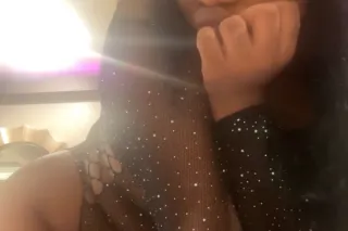 Come get me while im here😆📲 Su... - Image 4