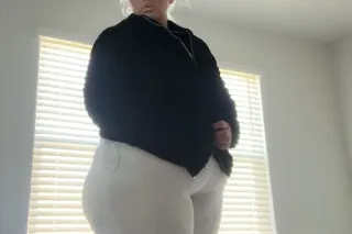 comee see me let me take csre your needs so you can help take care of my bills 💋 - Image 5