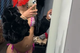 NEW IN TOWNN 🥰 come see me bef... - Image 2