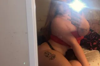 Curvy,Thicc,snowbunny - 18 - Image 1