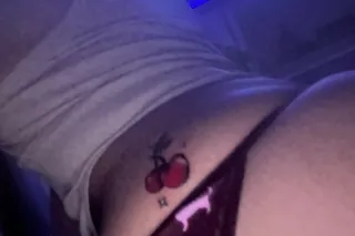 🎀IM AVAILABLE 🥰CARDATES😉 OUTCALLS ✅2 girls💋 Very clean💦Ready to have fun babes !🥵 - Image 8