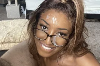 Blowjob🍌Queen Enjoy Full Servi... - Image 3