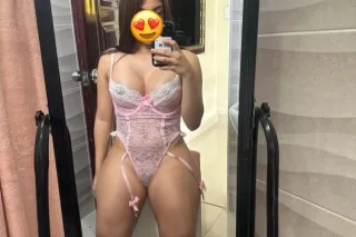 ✨ Sweet Latina With a Flirty S... - Image 1