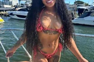 sexy Saturday - 23 - Image 3