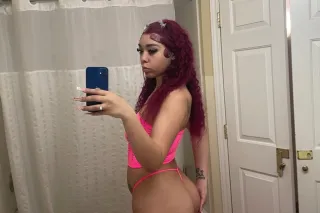 WET WEDNESDAY 😏💦YOUR FAVORITE ... - Image 4