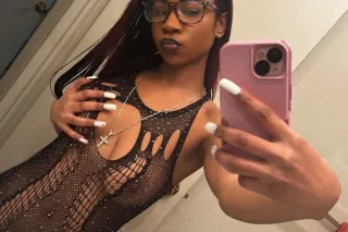 Natural beauty young freak INC... - Image 2