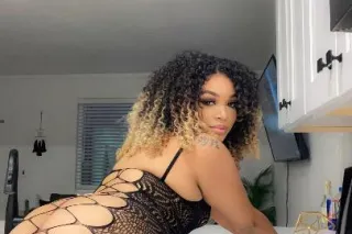 ✨💦💦 PRINCESSPRIMETIME ✨EXOTIC LATINA ✨💕SWEETER THEN CANDY 💕🍭🍬CUM PLAY - Image 1