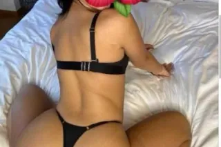 $100 hermosa latina jugosita 🍓... - Image 1