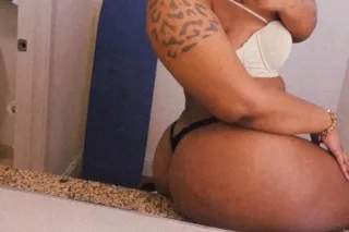 Your Favorite dripping wet Creamer🍦 Come Get Behind this phat ass 🍑S 𝚘 u 𝚕 S 𝚗 a 𝚝 c 𝚑 e 𝚛💦 Be Good to me i'll be Great to you🤤🍆 INCALLS - Image 5