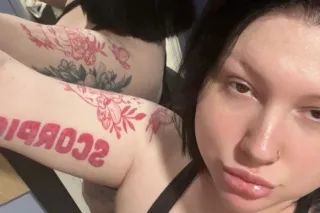 2 GIRL DEALS - 23 - Image 4