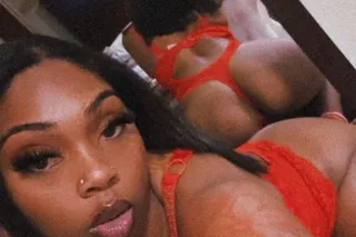 NOW IN POOLER 🎀🫧❣Available NOW... - Image 2