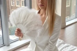 HOT MiXED BABE BACK IN TOWN 🥂💋... - Image 3