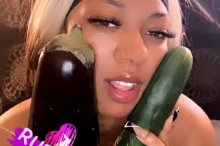 LET ME WARM YOU UP FROM THE COLD🥶 RUBY RYDER IS THE HOTTEST🔥 - Image 11