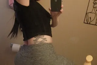 **SPECIALS** Come play with me... - Image 4