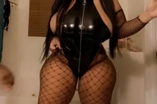 Leaving at 12 MENTION SPECIALS !! CALI BABE CURVY WET💦 PUSSY THROAT 👅GOAT SPECIALS ‼ - Image 6