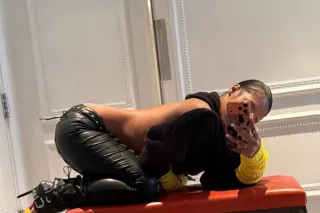 Catch me while you can 🌚💦💦🌊💫 -... - Image 1