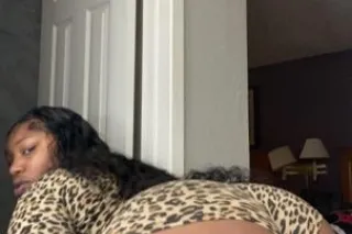 OUTCALLS & INCALLS TRUCKER FRIENDLY🚘💨 JUICY PHAT WET GUSHY PUSSY 😻Demon Head game !!!COME SEE ABOUT THIS HYPE DADDY!!😘 - Image 5
