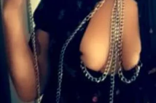 who wants to do an outcall with me say I..... - Image 6