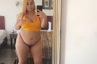 Your SEXY Young Boriqua Mamii😜... - Image 4