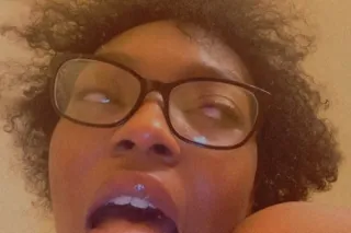 Its Queen call me - Image 10