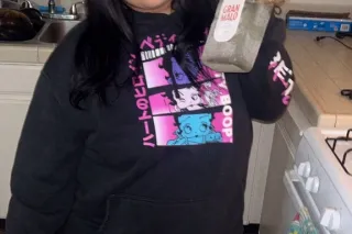 Latina/Asian Mix Doing outcall... - Image 2