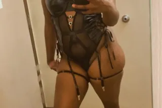 💄🖤 𝙉𝙊𝙒 𝘼𝙑𝘼𝙄𝙇𝘼𝘽𝙇𝙀 🖤💄╭─ ✧ ──────... - Image 3