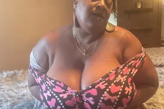 YOUR FACE IS MY CHAIR fantastically fetish friendly PEGGING ANYONE! - Image 7