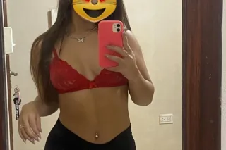 ❤Hii , my name is cynthia , im... - Image 4