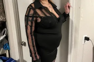 Hot n Horny cougar waiting fr ... - Image 3