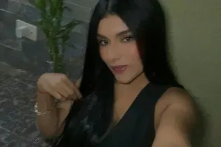 Latina Ardiente en busca de pl... - Image 1