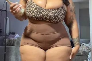 $50 REQUIRE DEPOSIT MUST FOR ALL DATES🔥AVAILABLE NOW✨BEAUTIFULLY MIXED NATURALLY THICK 🍀LET ME STISFT YOU TODAY🦋INCALL ,OUTCALL ,SLL VIDEO CONTENT AND FACE TIME FUN✅ - Image 5