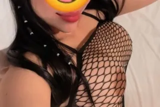 HELLO DADDY I'M AVAILABLE NOW🥰... - Image 3