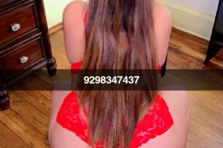 ❤Beautiful girl, passing throu... - Image 2