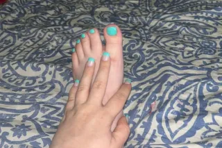 BUSTY BUNNY🐰👯♂ - 24 - Image 3