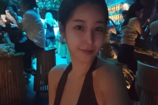 Hottie New in town can do what... - Image 3