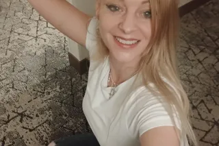 Y NOT TREAT YOURSELF CARISSA WANTS 2 PLEASE U🎄🎁 COME UNWRAP UR OWN DREAM GIRL EXPERIENCE 👄 TREAT URSELF THIS XMAS W A SEXY, CLASSY, OBEDIENT BLONDE BOMBSHELL WHOSE WAITING TO PLEASE ONLY U! TEXT HER NOW - Image 7