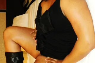 VISITING💕COME GET SOME OF THIS🪢TIGHT GRIP😈SUPER SLIP 🛝 SOAKING WET💦*🌺 THICKER THEN A SNICKERS 🌺✨S✨T✨U✨N✨N✨I✨N✨G💦 🅽🅾🆃🅷🅸🅽🅶'🆂💜💕 🅱🅴🆃🆃🅴R💖αναιℓαвℓє иσω! 🍫 - Image 5