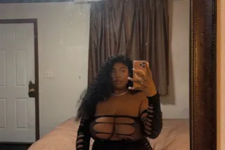 greek freak incalls available💦 - Image 4