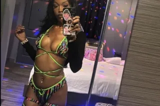 petite bae 😍🧚🏽 - 23 - Image 3