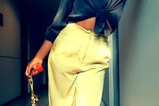 Carmel chocolate looking for a Sugar Daddy - Image 6